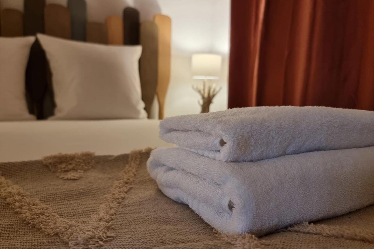 La Vague - Breath Of Freshness In Center Of Honfleur - Free Parking 550M Apartment ภายนอก รูปภาพ
